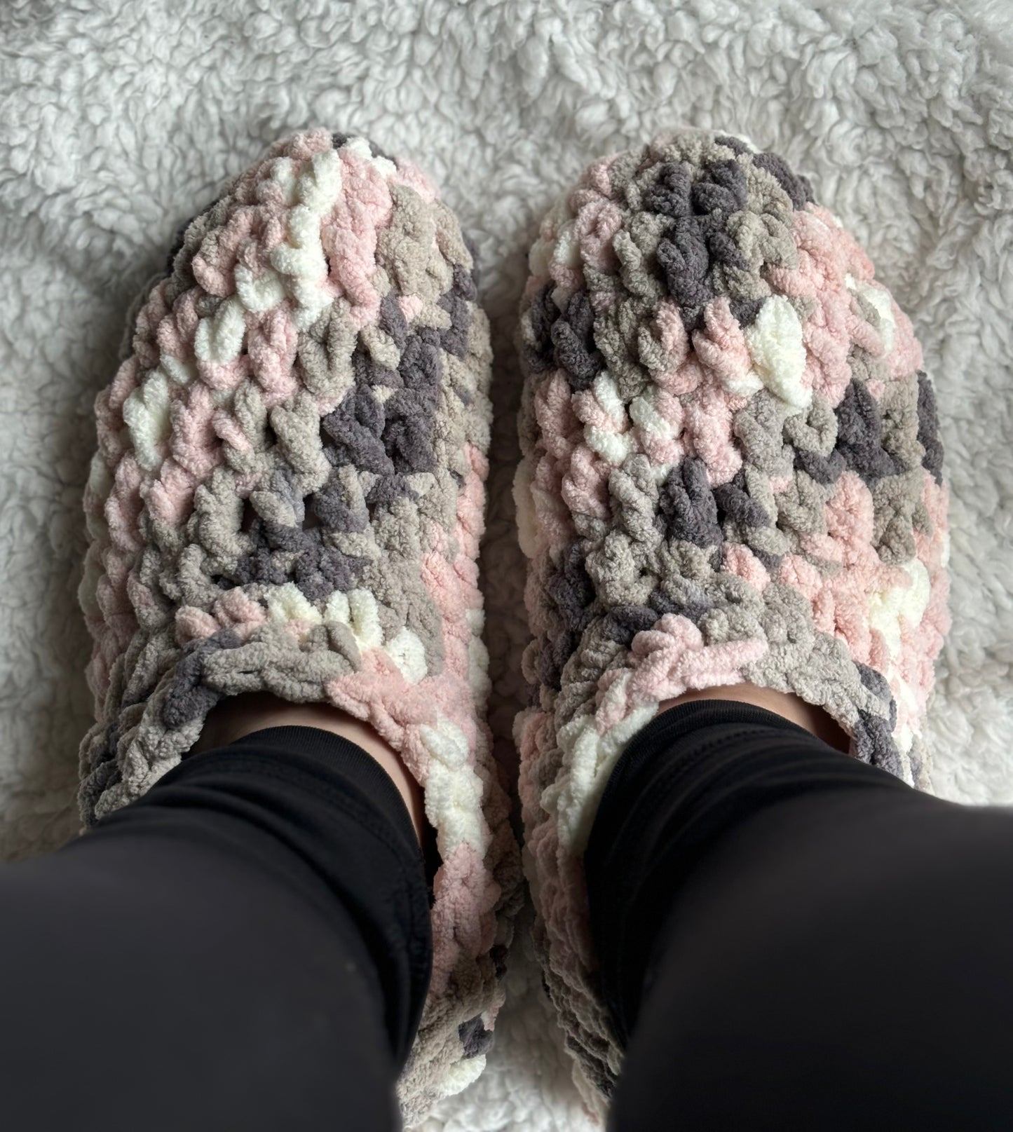 Pink Grey & White Super Soft Slippers -L