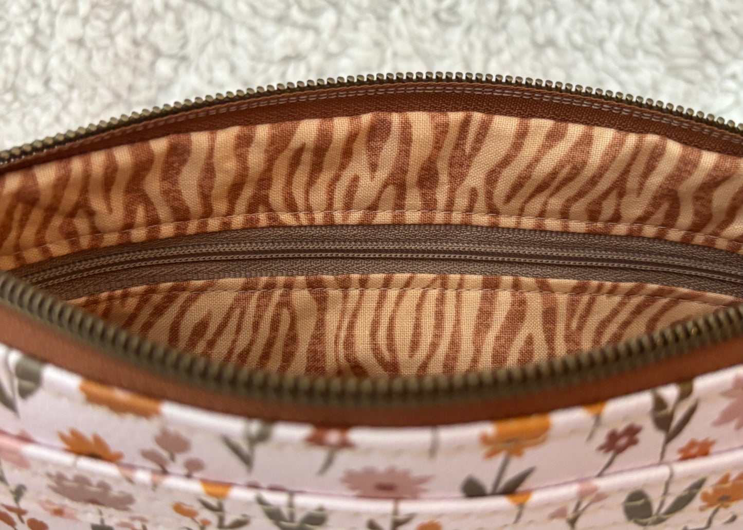 Floral Wristlet Crossbody Bag