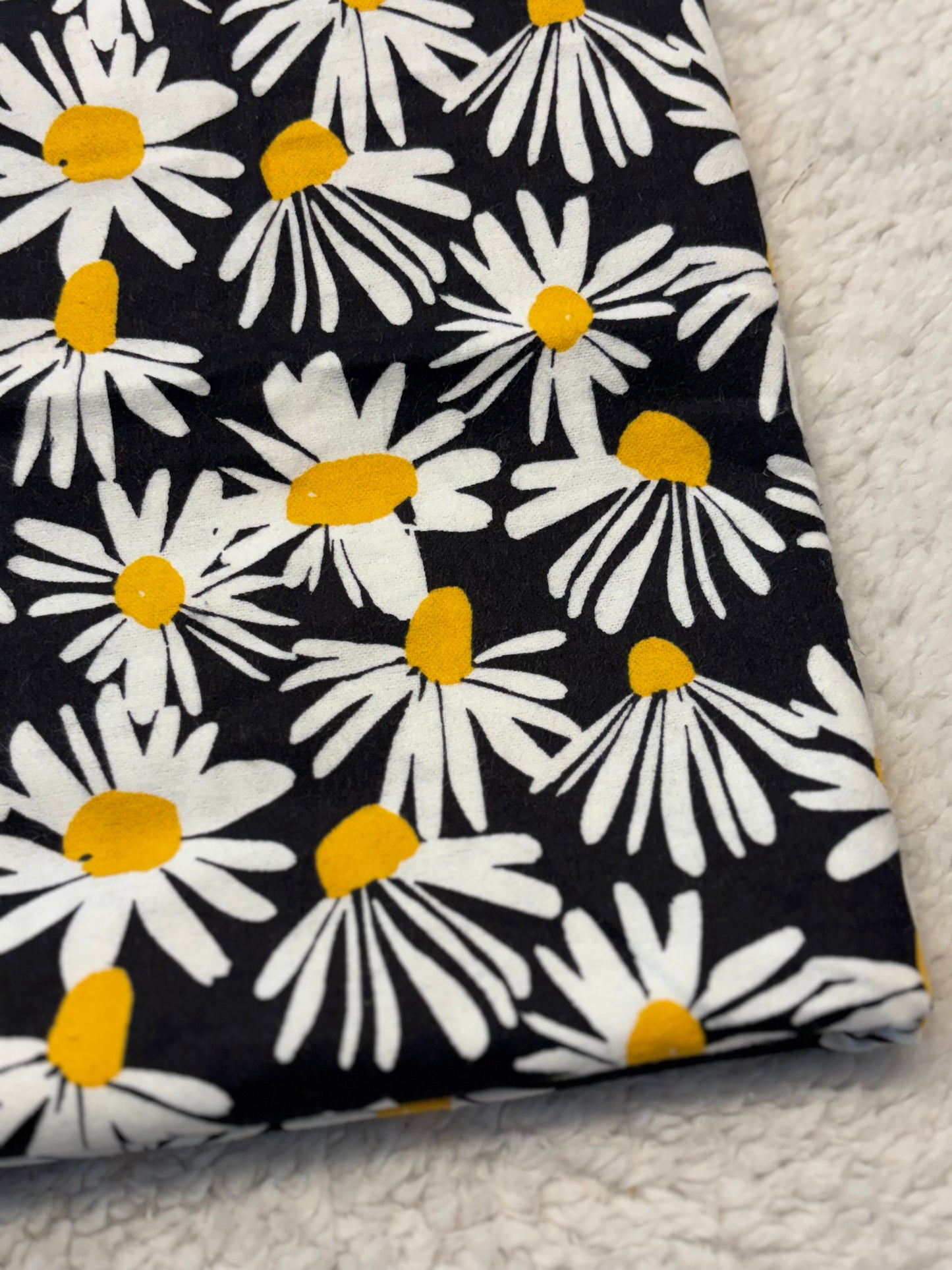 Daisy Flannel Scrunchie Key Wristlet