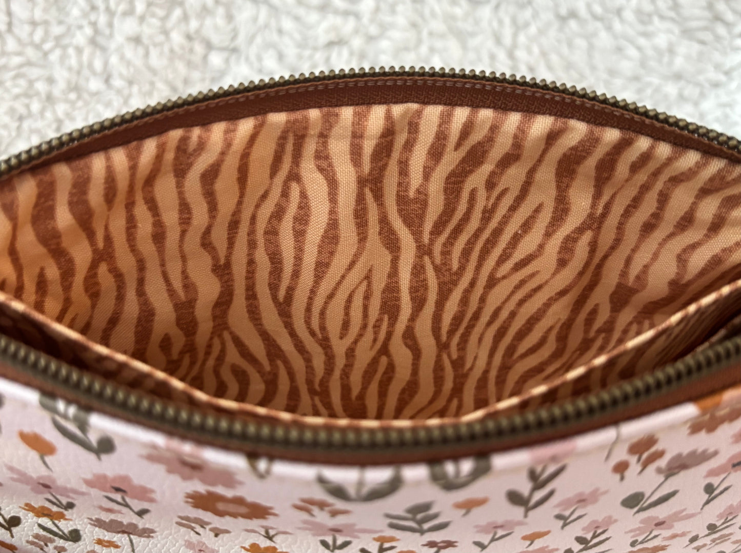 Floral Wristlet Crossbody Bag