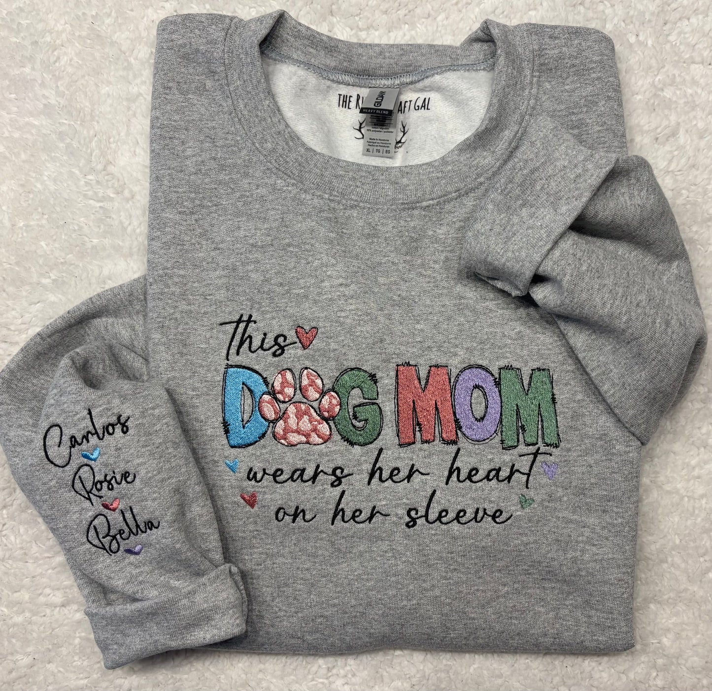 This Dog Mom Wears Her Heart On Her Sleeve Crewneck