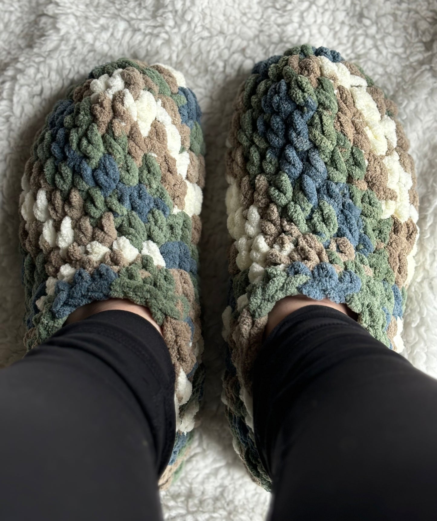 Green Multi Colour Super Soft Slippers -M