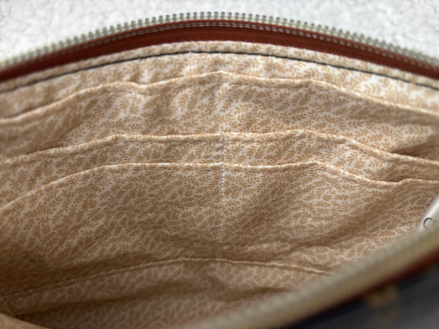 Floral Wristlet Crossbody Bag