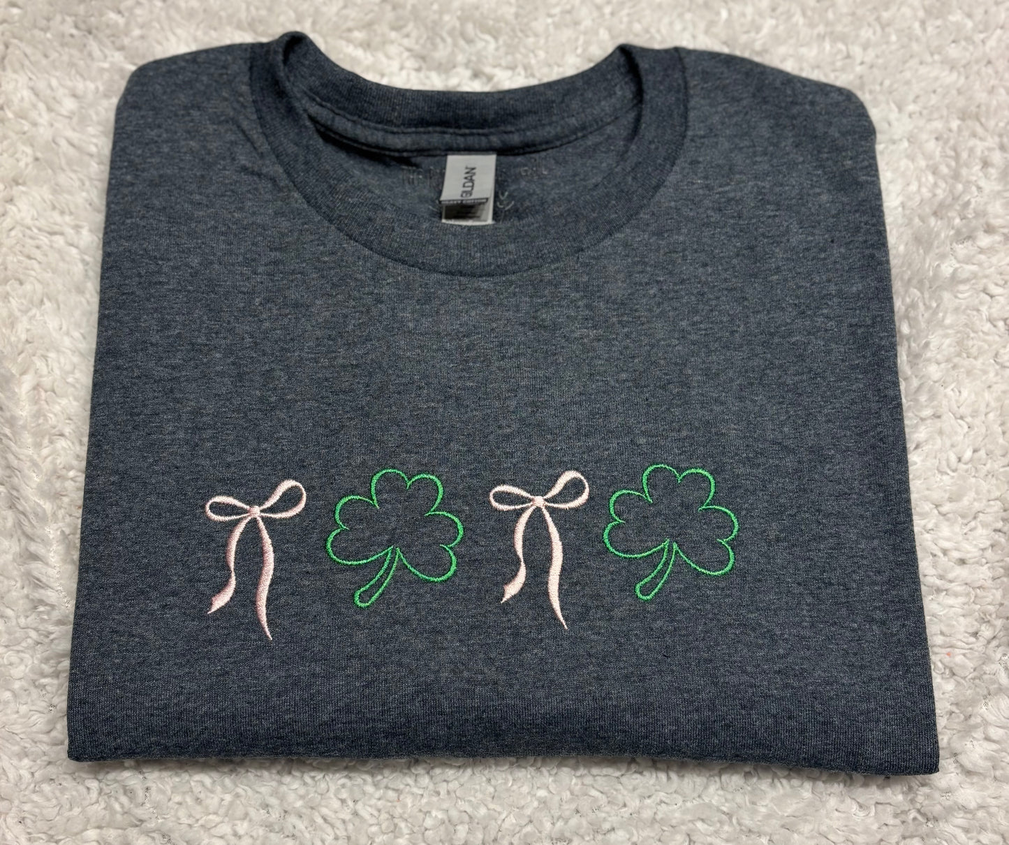 Bows & Clover T-Shirt