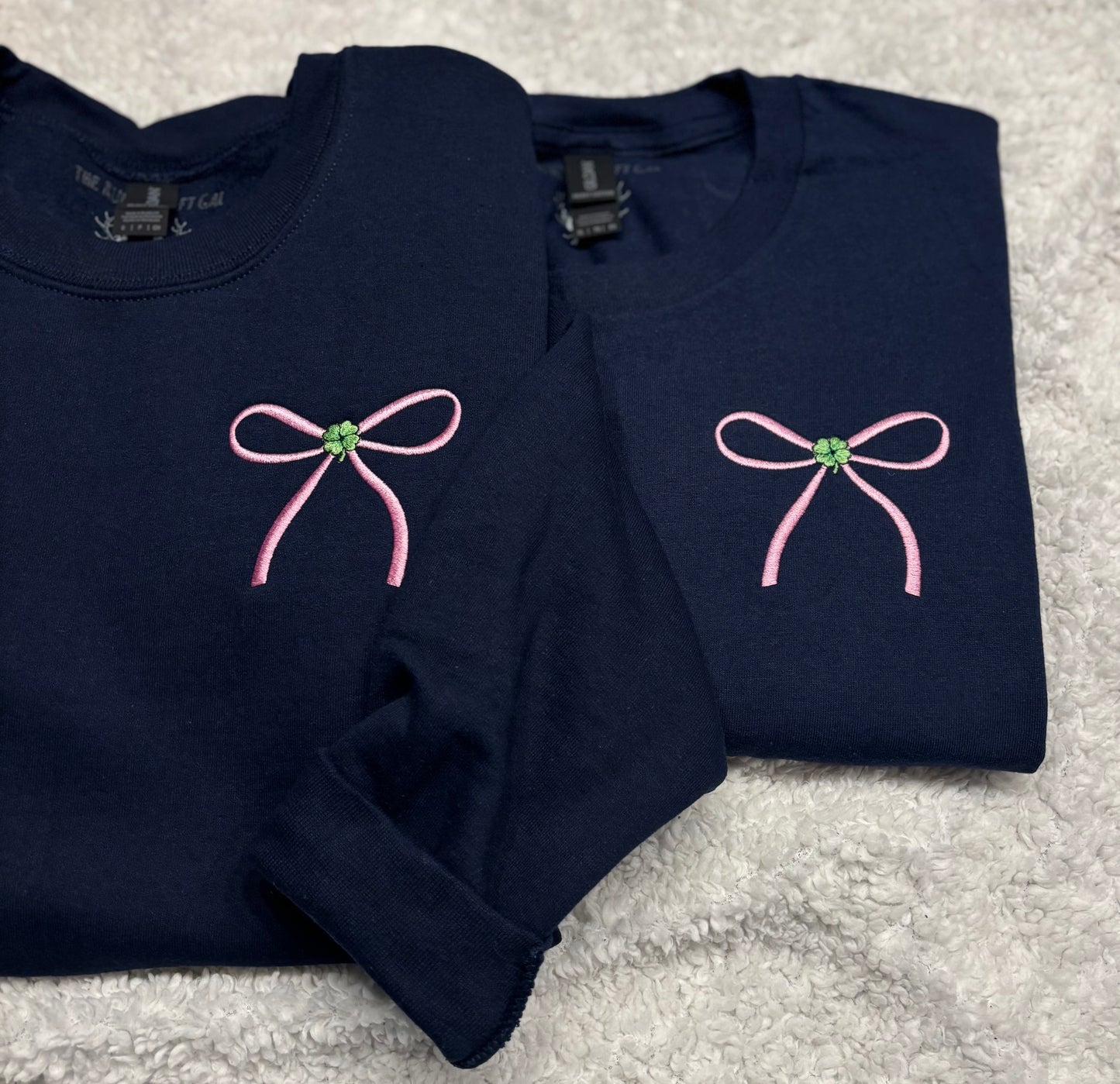 Bow Clover Crewneck