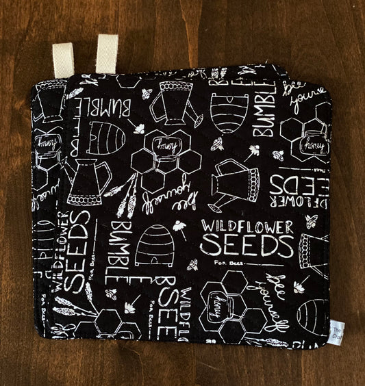 Wildflower Bee Pot Holder Set